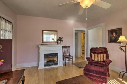 Marina St Bungalow with Patio in Downtown Prescott! - image 2