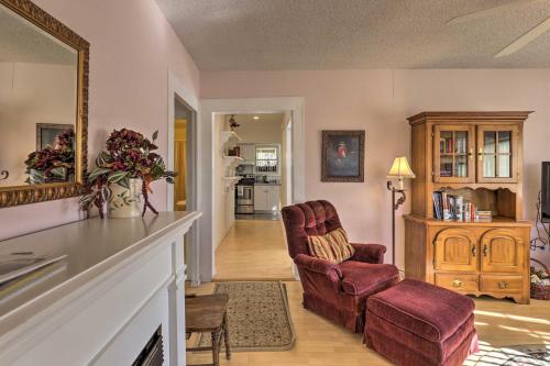 Marina St Bungalow with Patio in Downtown Prescott! - image 5