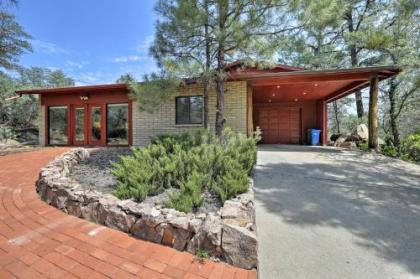 Quiet Prescott Forest Retreat Cottage with Patio