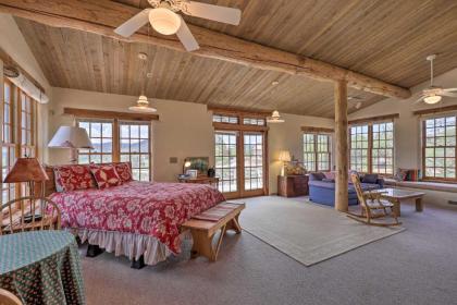 Bright Prescott Studio with Thumb Butte Views! - image 10