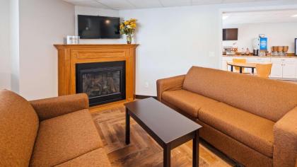 SureStay Hotel by Best Western Presque Isle - image 12