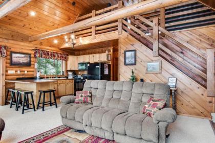 Annabelle Log Home - image 13