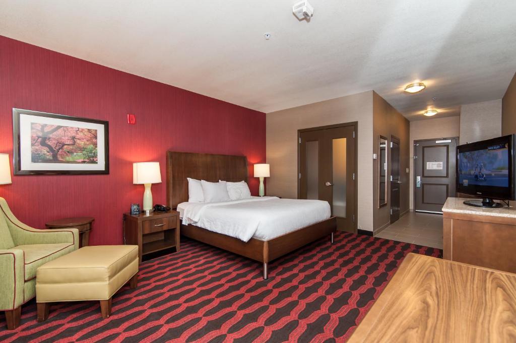 Hilton Garden Inn Closest Foxwoods - image 6