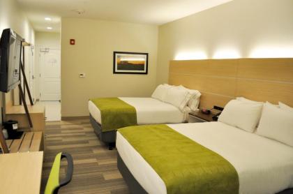 Holiday Inn Express & Suites Price an IHG Hotel - image 14