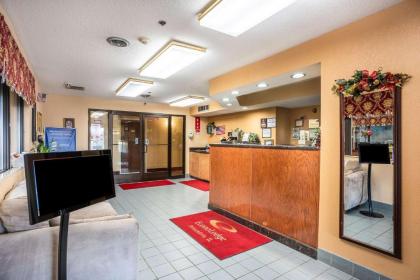 Econo Lodge Princeton - image 7