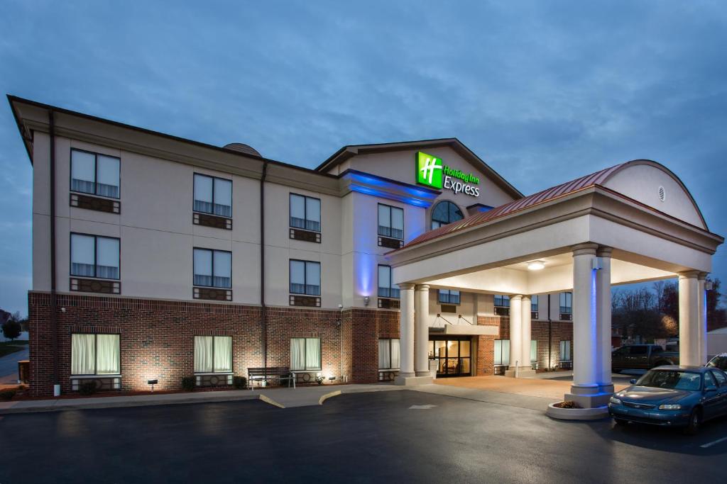 Holiday Inn Express Princeton/I-77 an IHG Hotel - main image