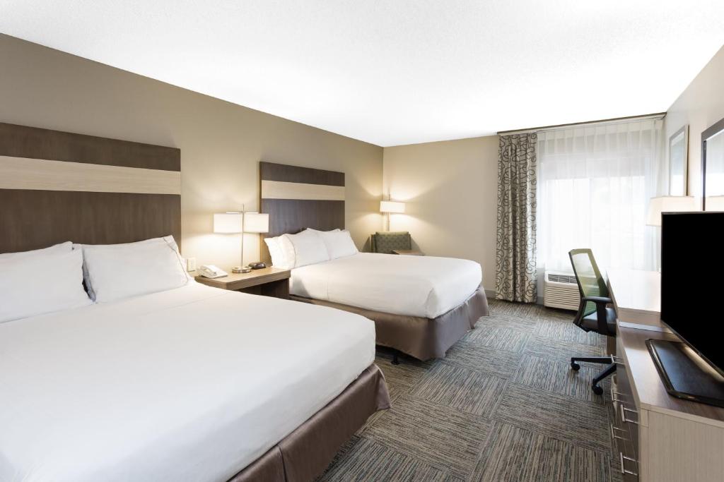 Holiday Inn Express Princeton/I-77 an IHG Hotel - image 3