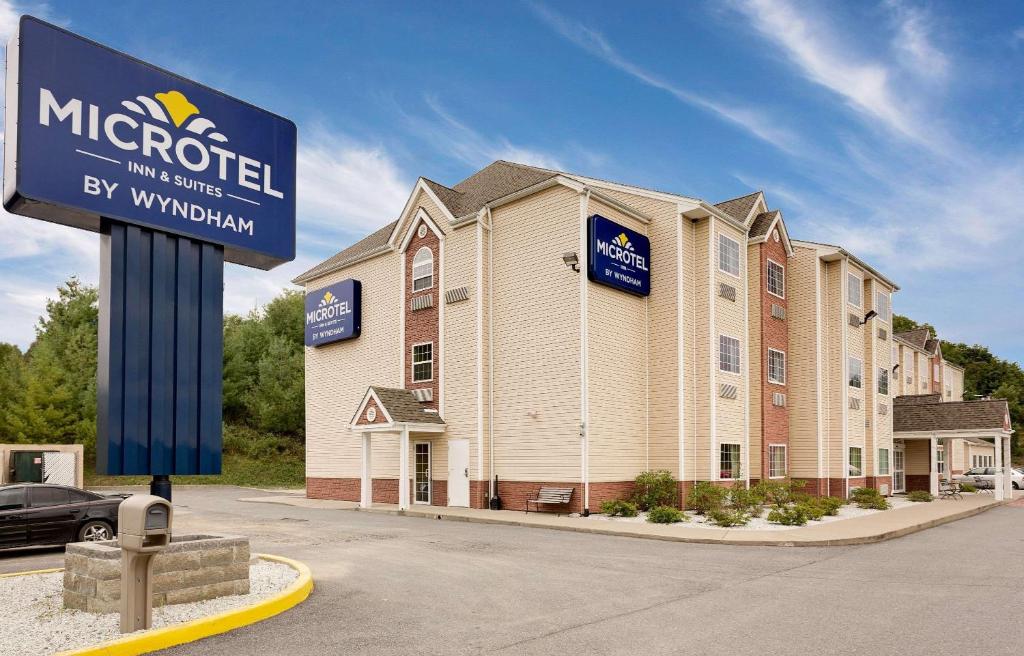 Microtel Inn & Suites by Wyndham Princeton - main image