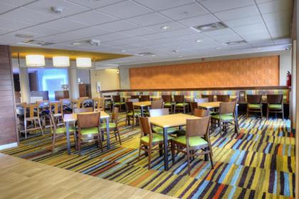 Fairfield Inn & Suites by Marriott Princeton - image 11