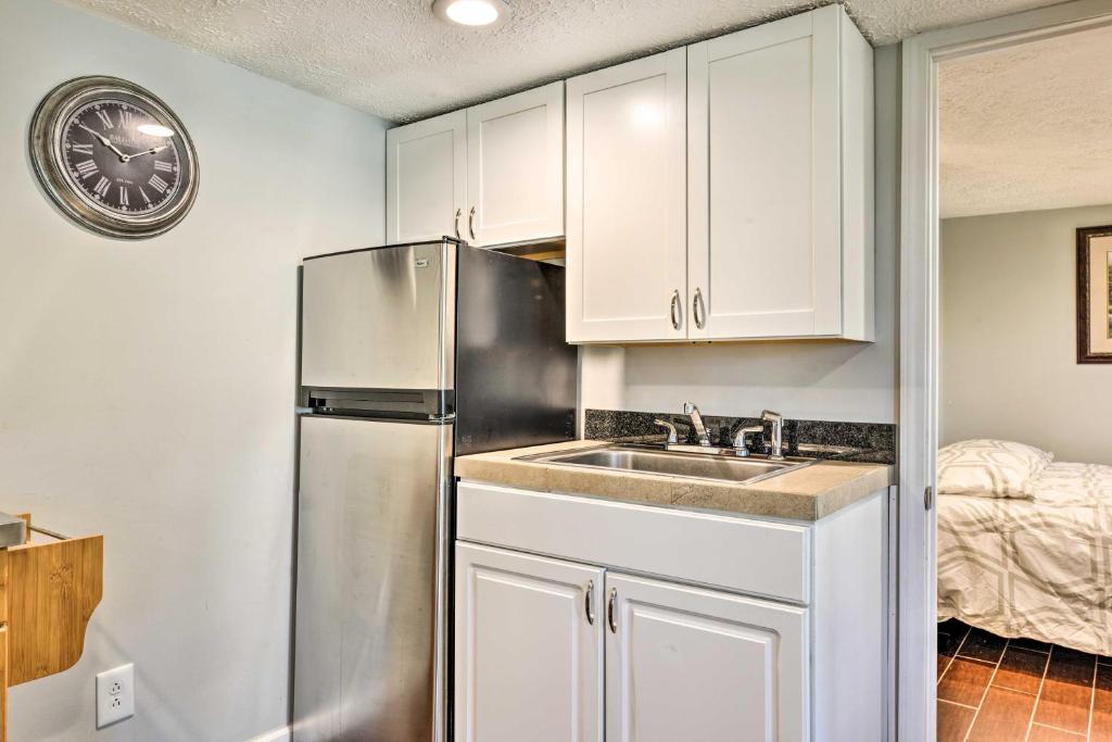 Pet-Friendly Princeton Apt with Private Porch! - image 4