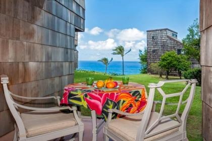 Sealodge F1   ocean views + ground floor convenience cute inside affordable Princeville Hawaii