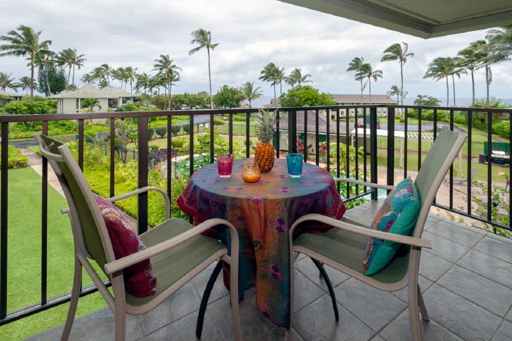 Alii Kai 8H-top floor corner ocean view pool hot tub BBQ free parking - main image