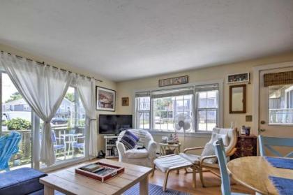 Provincetown Getaway with Pool - on Cape Cod Bay! - image 2