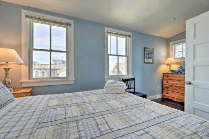 Splendid Provincetown Penthouse Apartment with Deck! - image 3