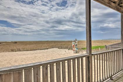 Provincetown Getaway with Private Beach Access! - image 8