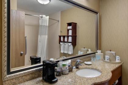 Hampton Inn Provo - image 9