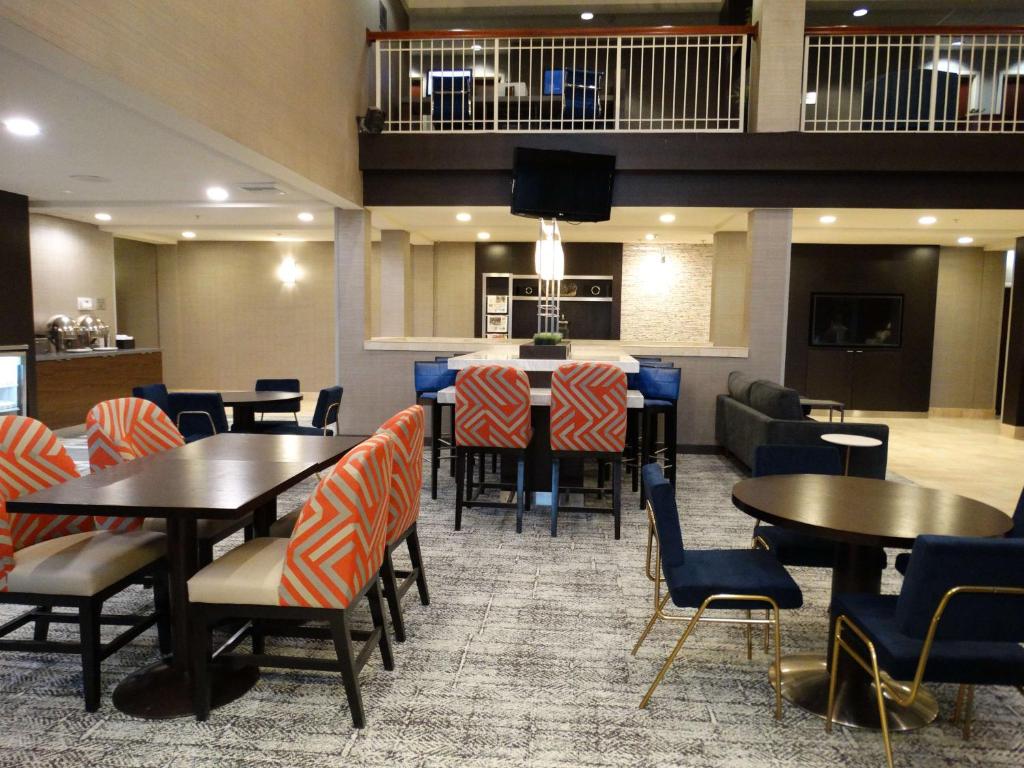 Best Western Plus Provo University Inn - image 6