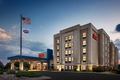 Hampton Inn & Suites Pueblo-Southgate - image 19