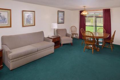 Red Carpet Inn Pulaski - image 15