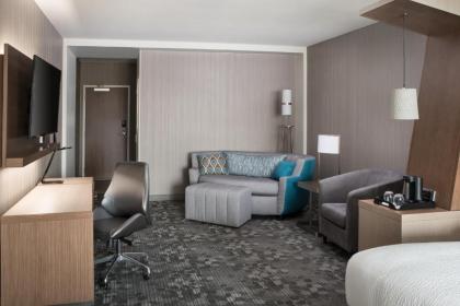 Courtyard by Marriott Pullman - image 6