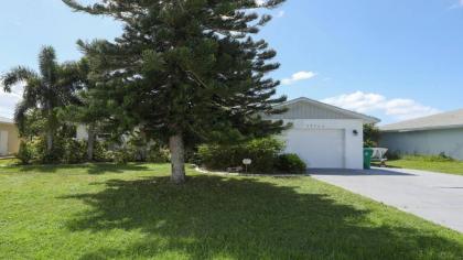 5 Star Villa on Charlotte Harbor with Large Private Pool Charlotte County Villa 1011 - image 8