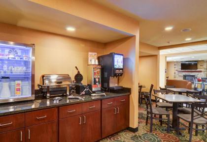 Cobblestone Hotel & Suites - Punxsutawney - image 11