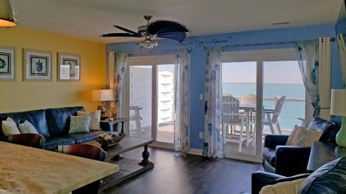 Put-in-Bay Waterfront Condo #207 - main image