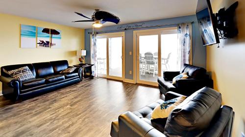 Put-in-Bay Waterfront Condo #103 - main image