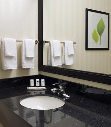 Fairfield by Marriott Tacoma Puyallup - image 3