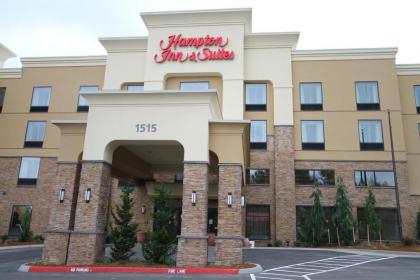 Hampton Inn & Suites Tacoma/Puyallup - image 1