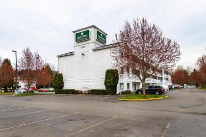 Hometown Suites Puyallup