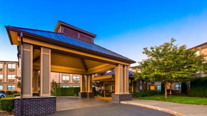 Best Western Premier Plaza Hotel and Conference Center - image 15