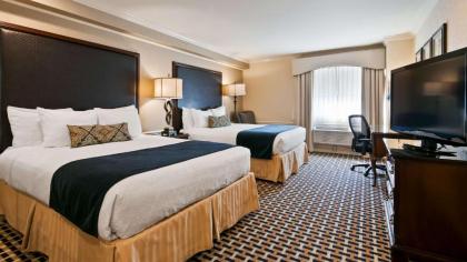 Best Western Premier Plaza Hotel and Conference Center - image 9