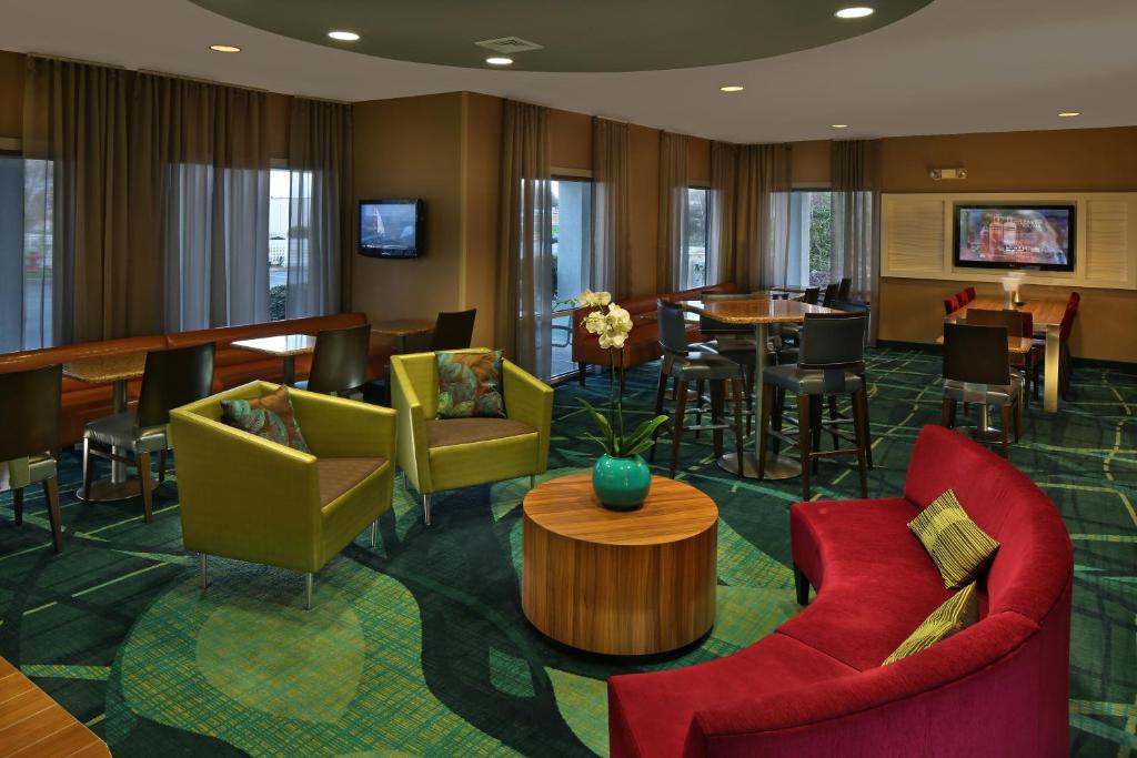 SpringHill Suites by Marriott Waterford / Mystic - image 3