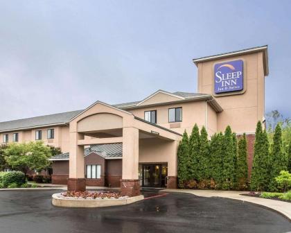 Sleep Inn  Suites Queensbury   Glens Falls New York