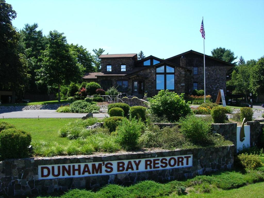 Dunham's Bay Resort - main image