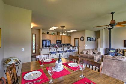 Bayside Home - 6 Miles to Olympic National Forest! - image 4