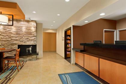 Fairfield Inn Racine - image 11