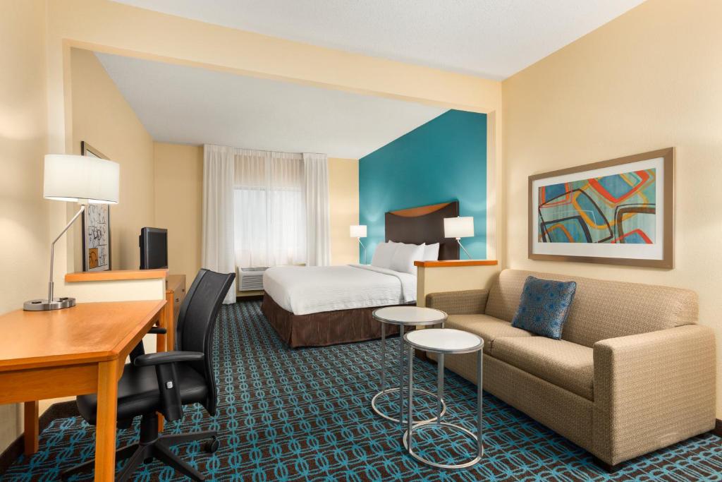 Fairfield Inn Racine - image 6