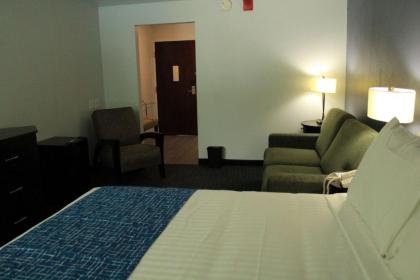 Travelodge by Wyndham Water's Edge Hotel - Racine - image 3