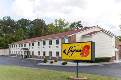 Super 8 by Wyndham Radcliff Ft. Knox Area - image 13