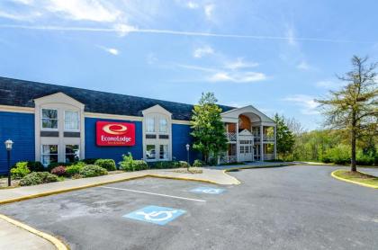 Econo Lodge Inn  Suites Radford Blacksburg Area Radford