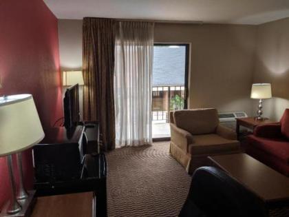 Ramada by Wyndham Raleigh - image 17