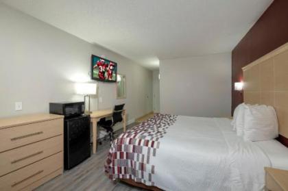 Red Roof Inn Raleigh - Crabtree Valley - image 3