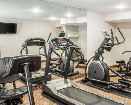 Quality Inn & Suites Raleigh North Raleigh - image 3