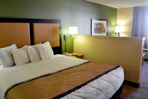 Extended Stay America Suites - Raleigh - North Raleigh - Wake Forest Road - image 5