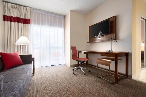 Four Points by Sheraton Raleigh North - image 3