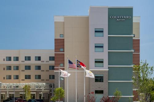 Courtyard by Marriott Raleigh-Durham Airport/Brier Creek - main image