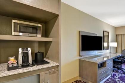 Hilton Garden Inn Raleigh/Crabtree Valley - image 3