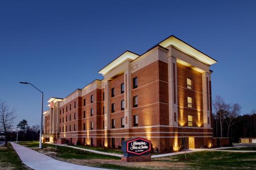 Hampton Inn & Suites By Hilton Knightdale Raleigh - main image